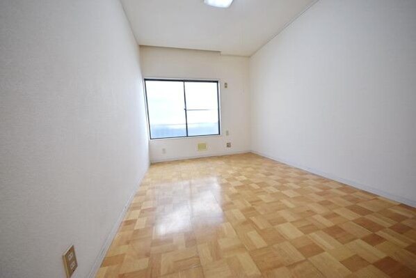 美しの森ハウス B棟の物件内観写真